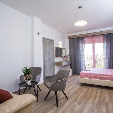 Dimitra Faliraki Center Apartments Bagian luar foto